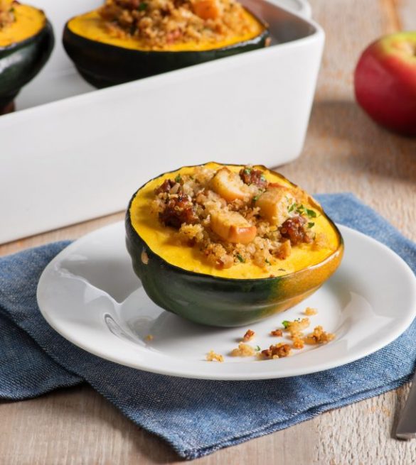 Courge poivrée farcie aux pommes et au quinoa